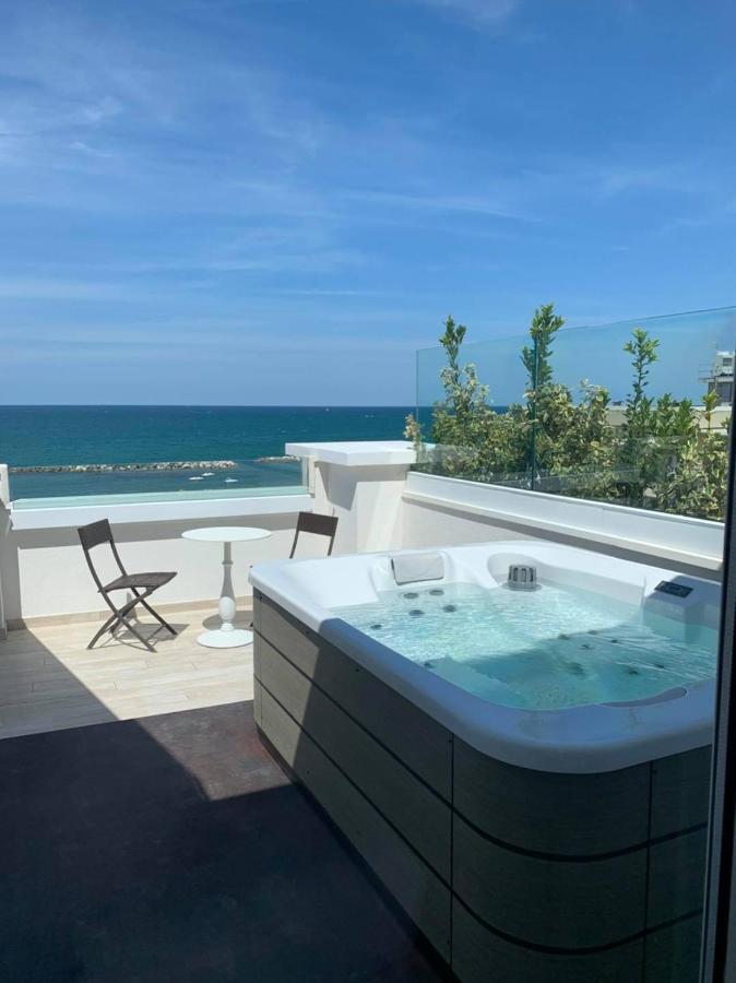 Trevi Family Resort Cattolica Luaran gambar