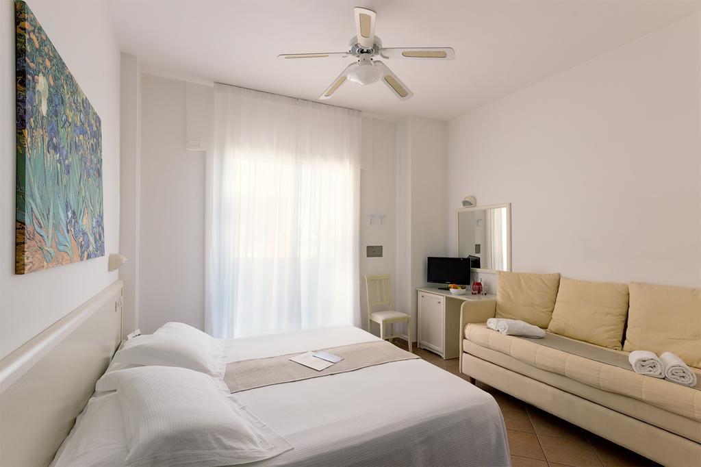Trevi Family Resort Cattolica Luaran gambar